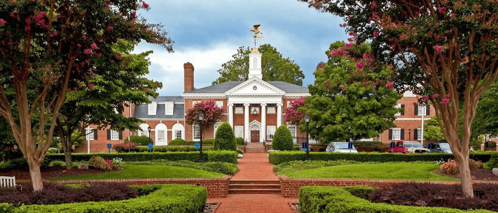 Virginia Crossings Hotel & Conference Center